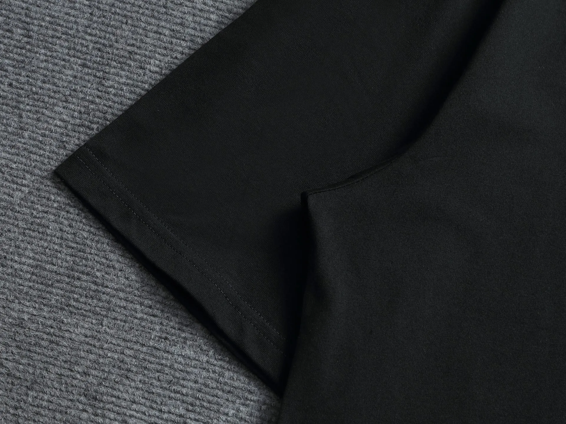 BALENCIAGA 2026 Logo ， Retro Same Style T 320 Versatile : Black Size：XS S M L